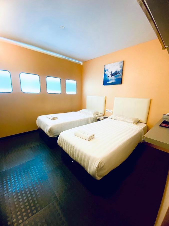 Sri Langit Hotel Klia, Klia 2 & F1 Sepang Zewnętrze zdjęcie