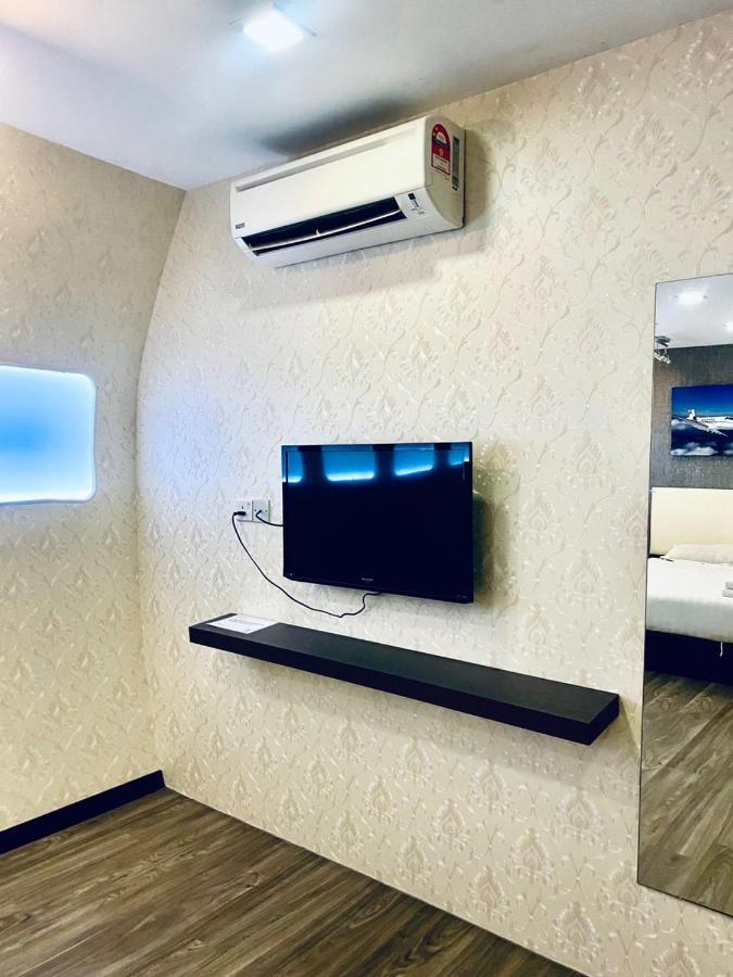 Sri Langit Hotel Klia, Klia 2 & F1 Sepang Zewnętrze zdjęcie