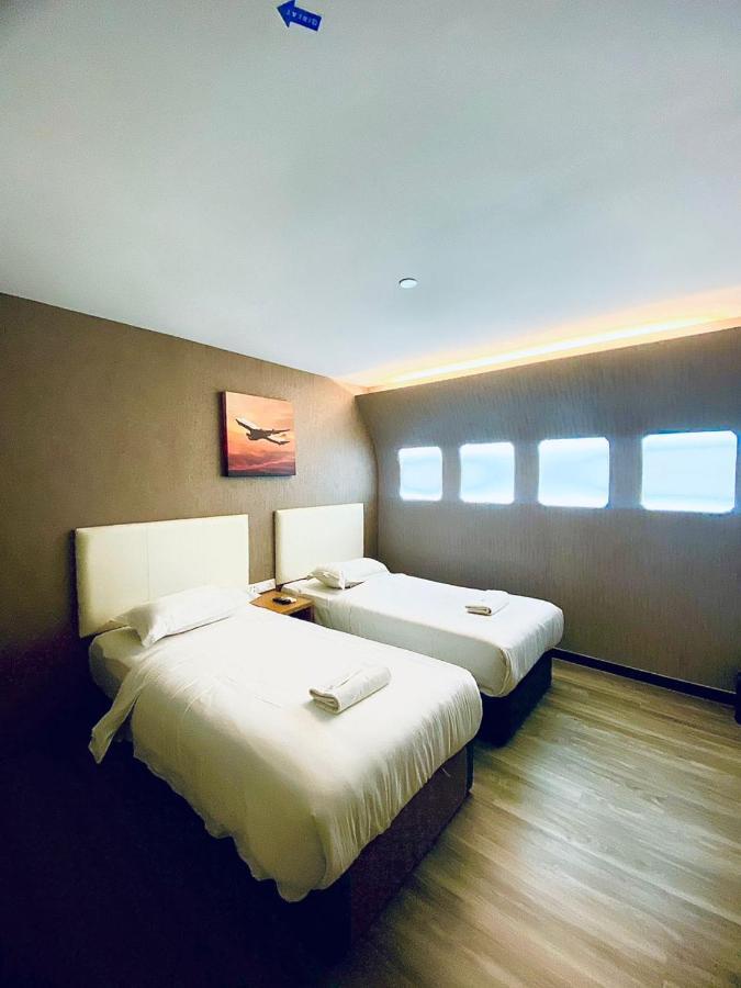 Sri Langit Hotel Klia, Klia 2 & F1 Sepang Zewnętrze zdjęcie