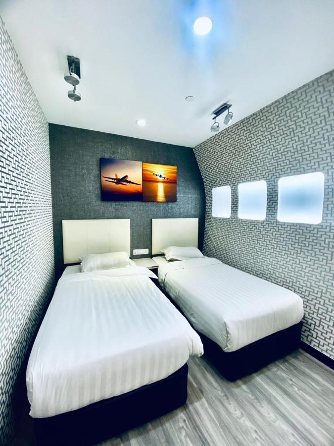 Sri Langit Hotel Klia, Klia 2 & F1 Sepang Zewnętrze zdjęcie