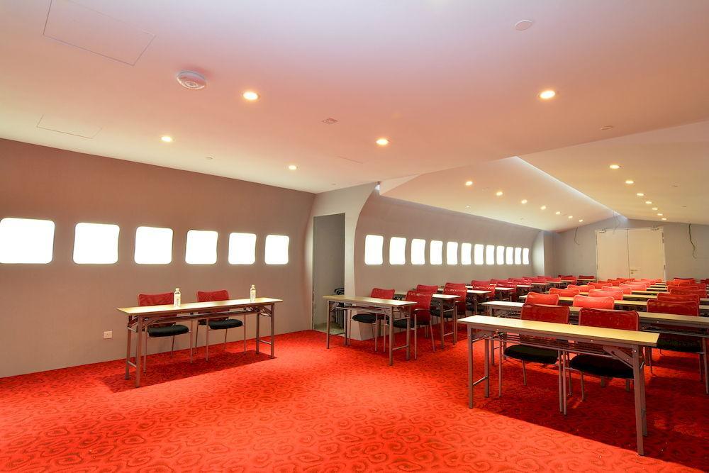 Sri Langit Hotel Klia, Klia 2 & F1 Sepang Zewnętrze zdjęcie