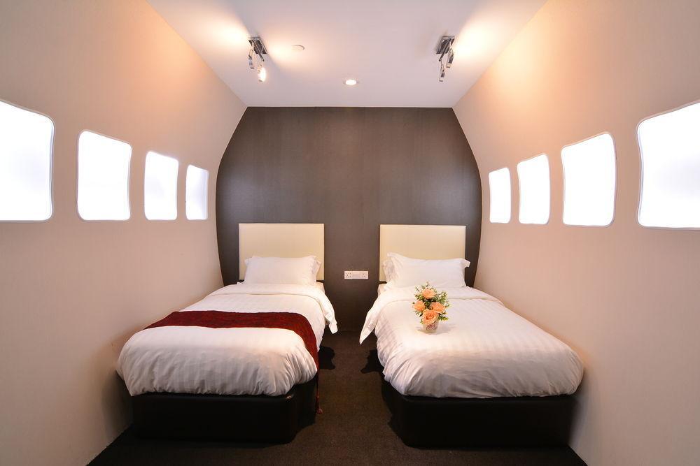 Sri Langit Hotel Klia, Klia 2 & F1 Sepang Zewnętrze zdjęcie