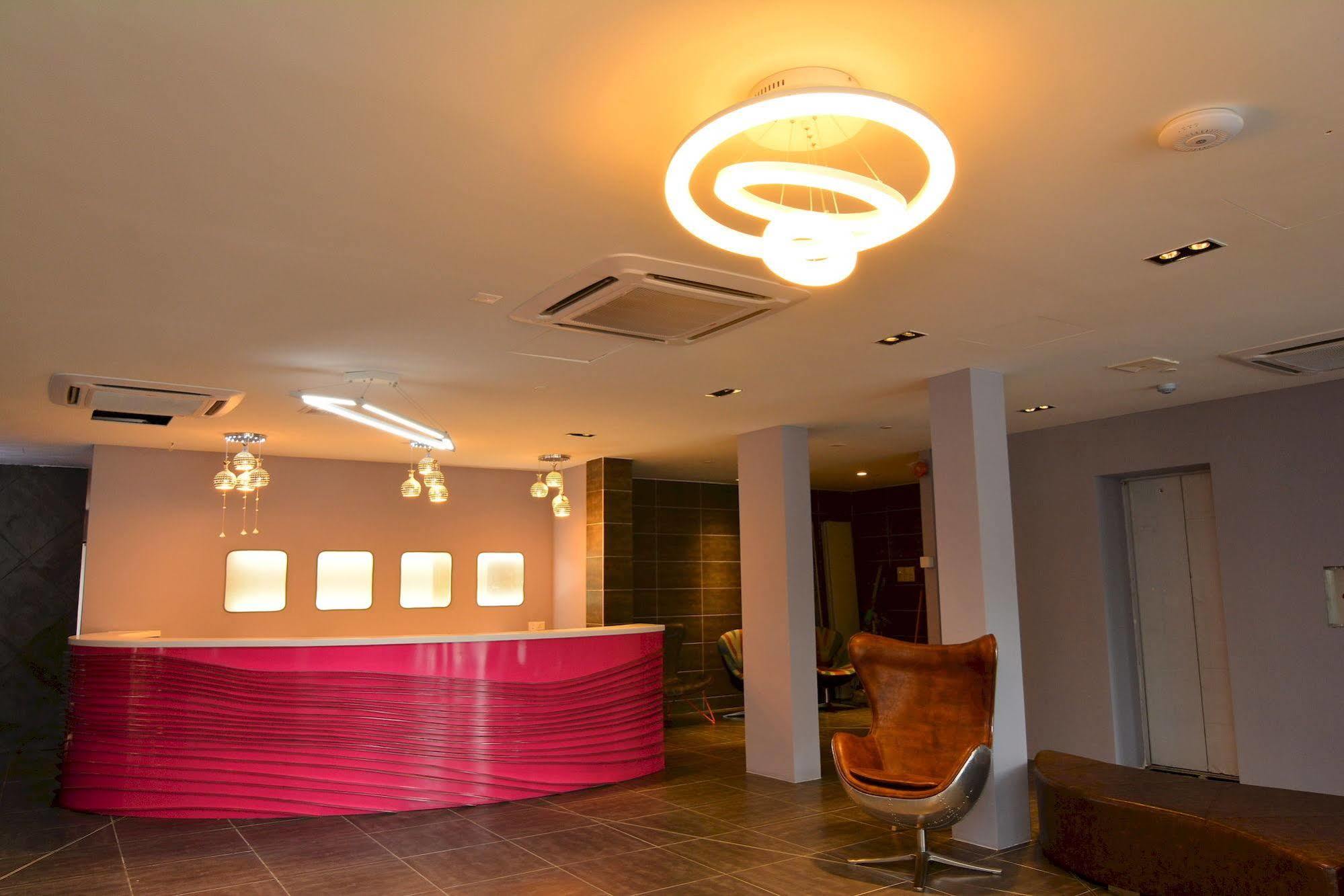 Sri Langit Hotel Klia, Klia 2 & F1 Sepang Zewnętrze zdjęcie
