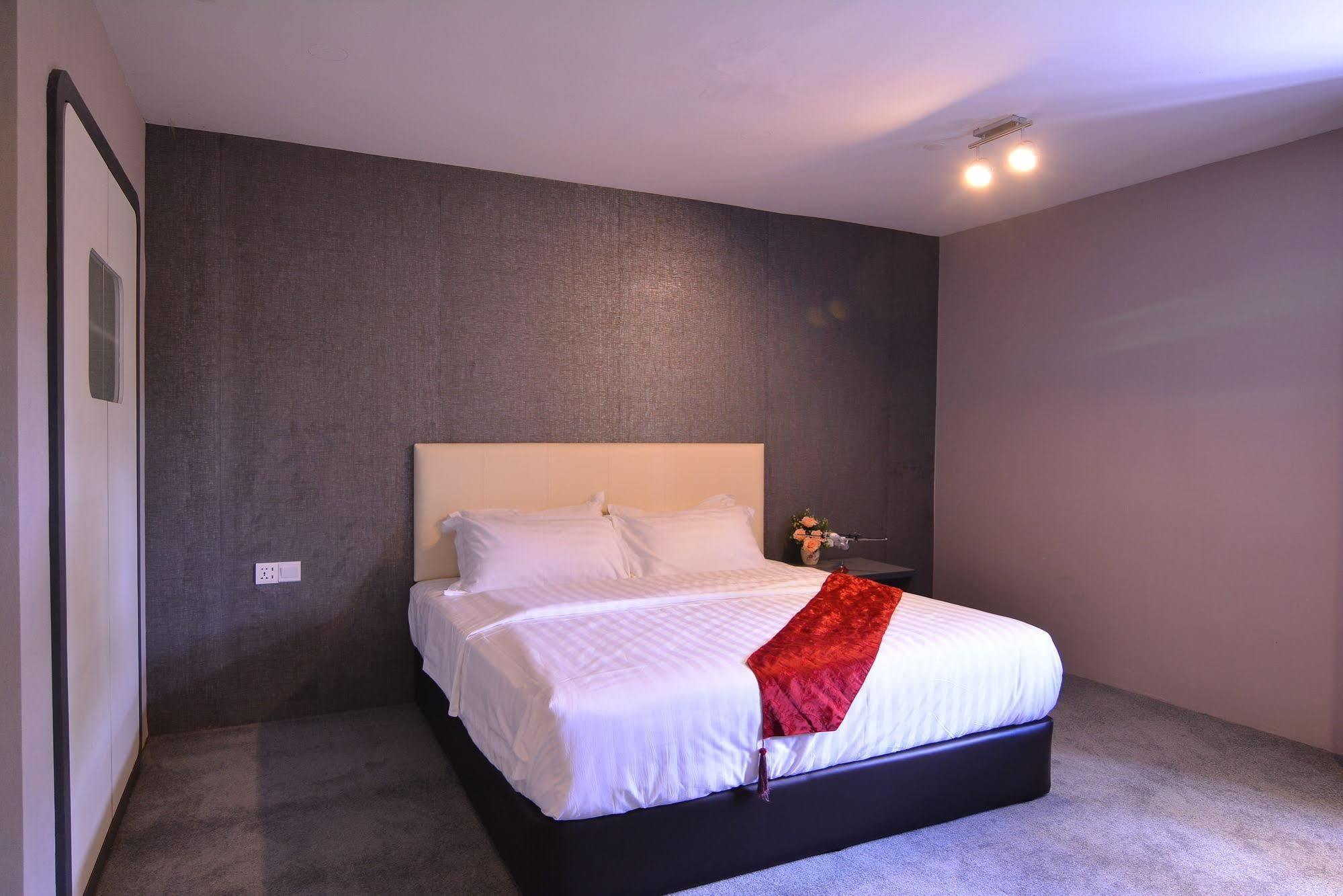 Sri Langit Hotel Klia, Klia 2 & F1 Sepang Zewnętrze zdjęcie